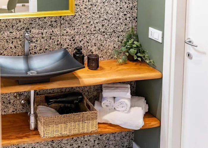 Rolli & Caruggi Janov