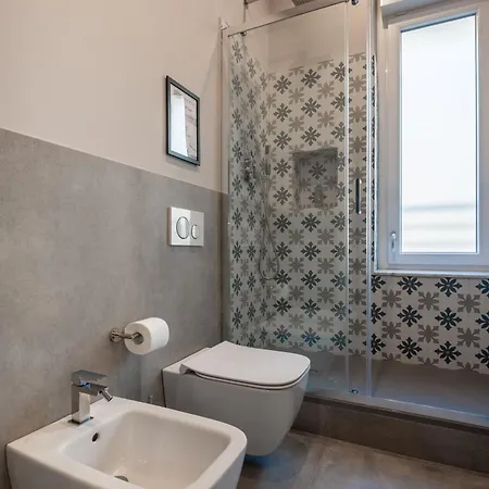Apartament Rolli & Caruggi